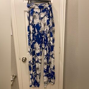 🪻Zara floral dress pants